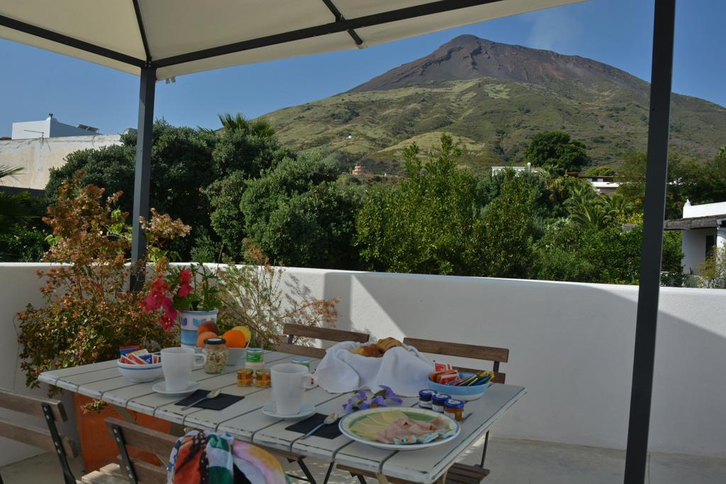 Il Gabbiano Relais In Stromboli Aparthotel Rum bild