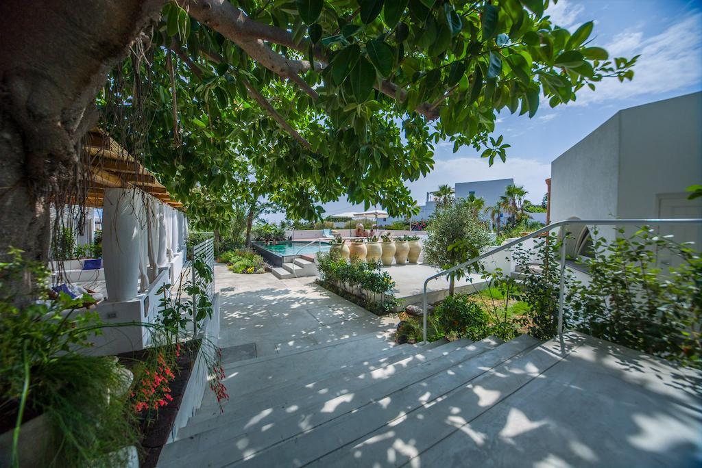 Il Gabbiano Relais In Stromboli Aparthotel Exteriör bild