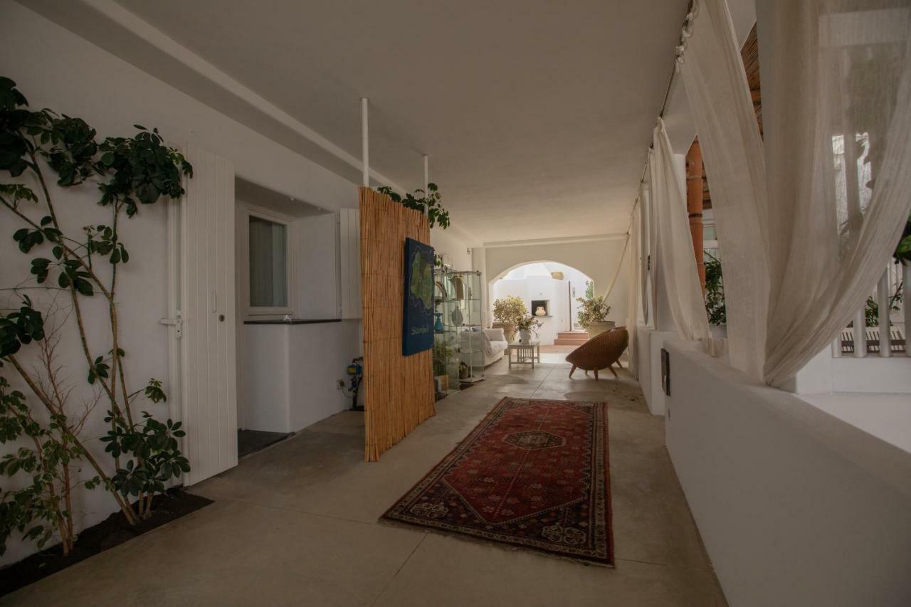 Il Gabbiano Relais In Stromboli Aparthotel Exteriör bild